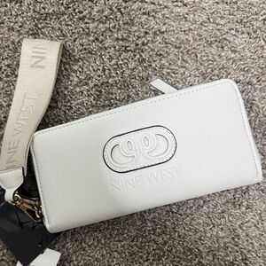 Nine West White Women's Wallet with Wristlet